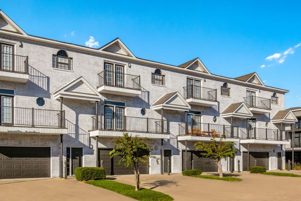 Images Parkwest Apartment Homes