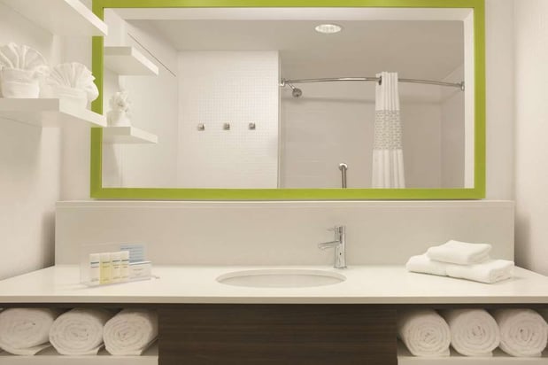 Images Hampton Inn Houston-Brookhollow