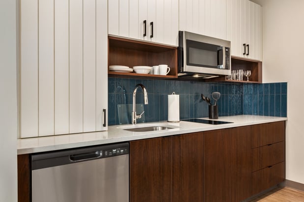 Images Staybridge Suites Chicago-Oakbrook Terrace by IHG