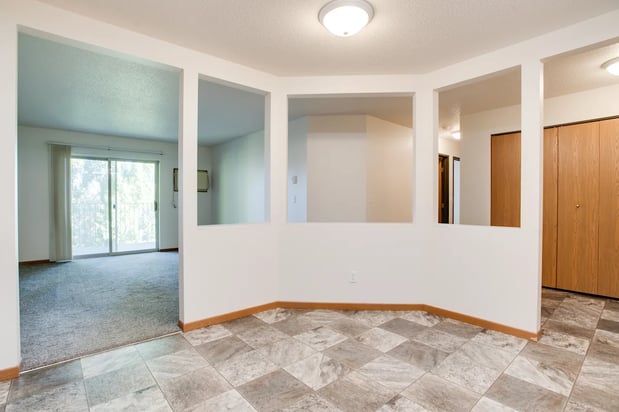 Images Sandstone Apartments