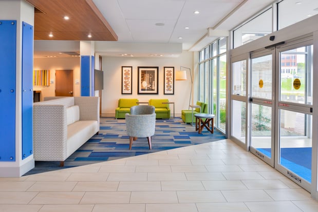 Images Holiday Inn Express & Suites Madison by IHG