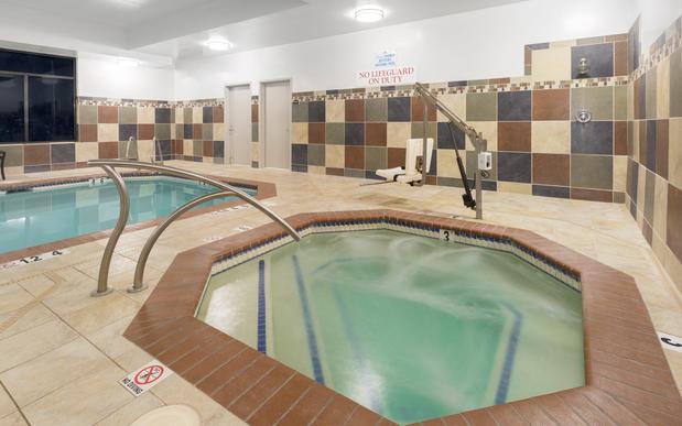 Images Holiday Inn Express & Suites Eugene Downtown - University by IHG