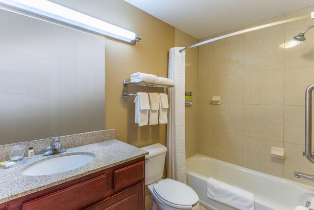 Images Candlewood Suites South Bend Airport, an IHG Hotel