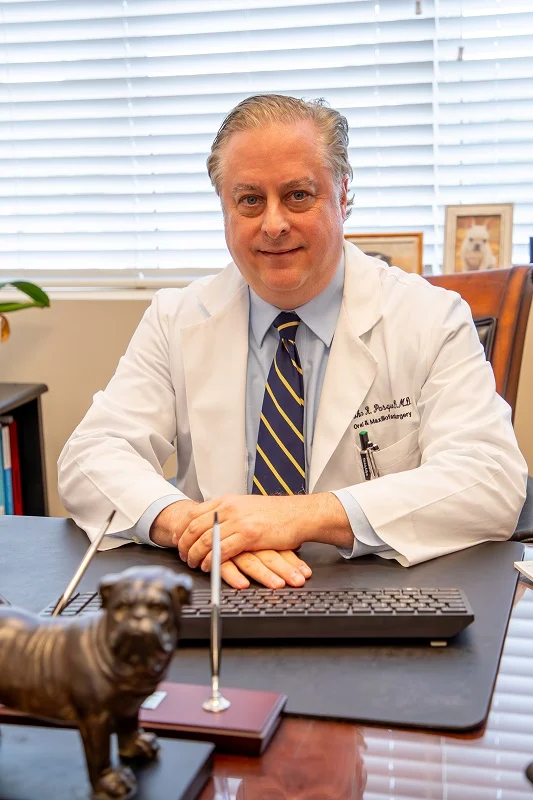 Dr. Pasqual