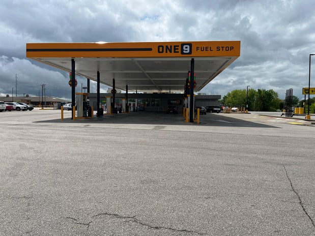 Images ONE9 Travel Center