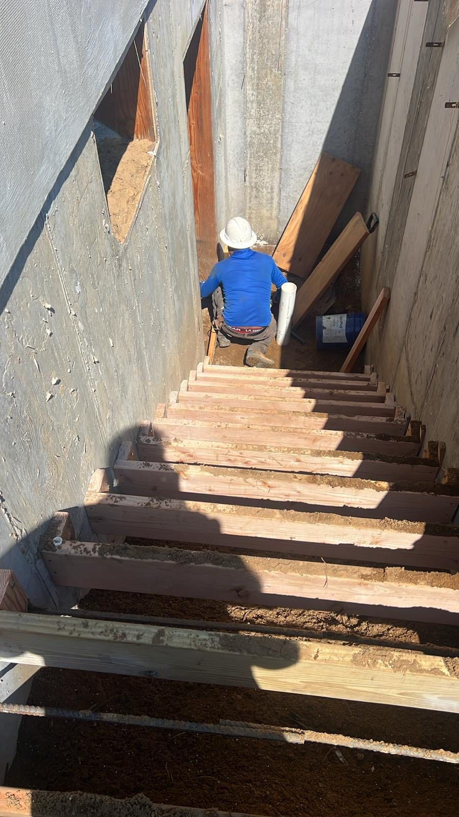 Hi Land Contracting Image