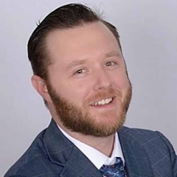 Images Edward Jones - Financial Advisor: Justin Hinze