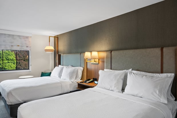 Images Holiday Inn Niagara Falls State Park Entry by IHG