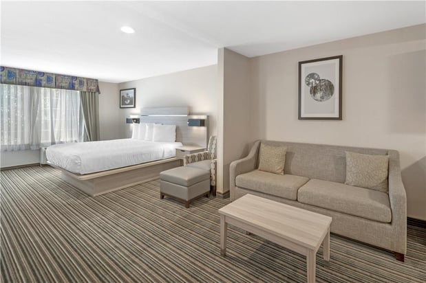 Images Best Western Plus Twin View Inn & Suites