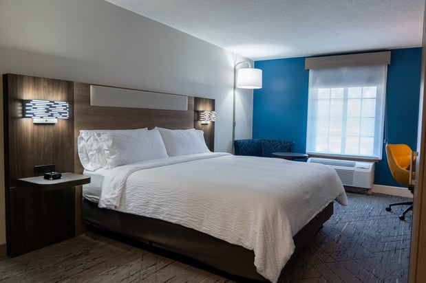 Images Holiday Inn Express Frazer-Malvern by IHG