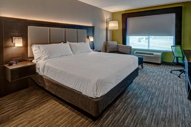 Images Holiday Inn Express & Suites Jackson Northeast by IHG