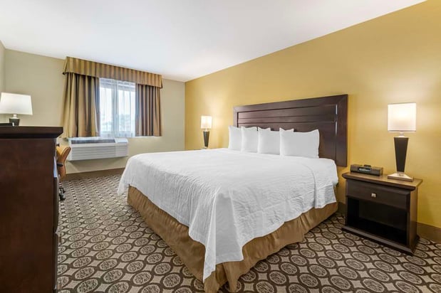 Images Best Western Plus InnTowner Madison
