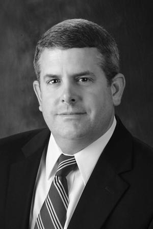 Images Edward Jones - Financial Advisor: Dan Roberts, AAMS™