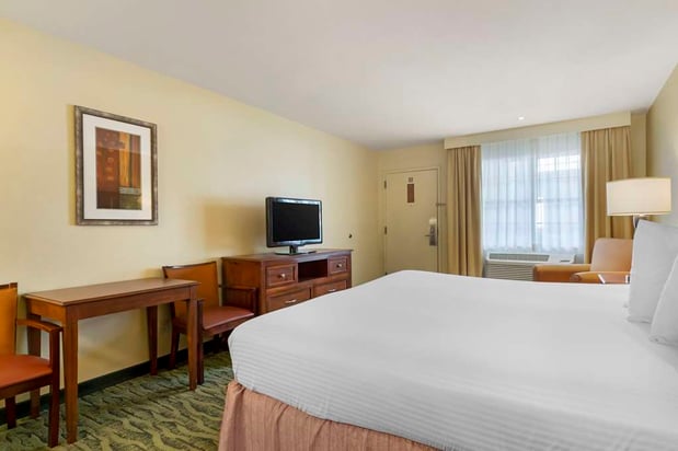 Images Best Western McAllen Medical Center