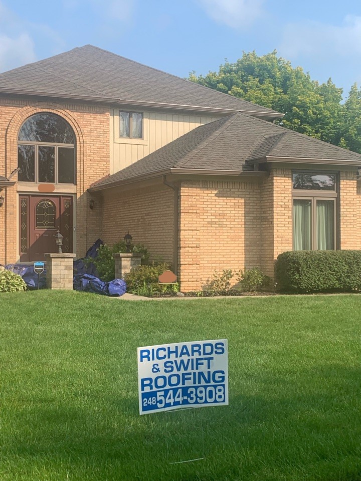 Call us today for a free estimate Richards & Swift Roofing Troy (248)544-3908