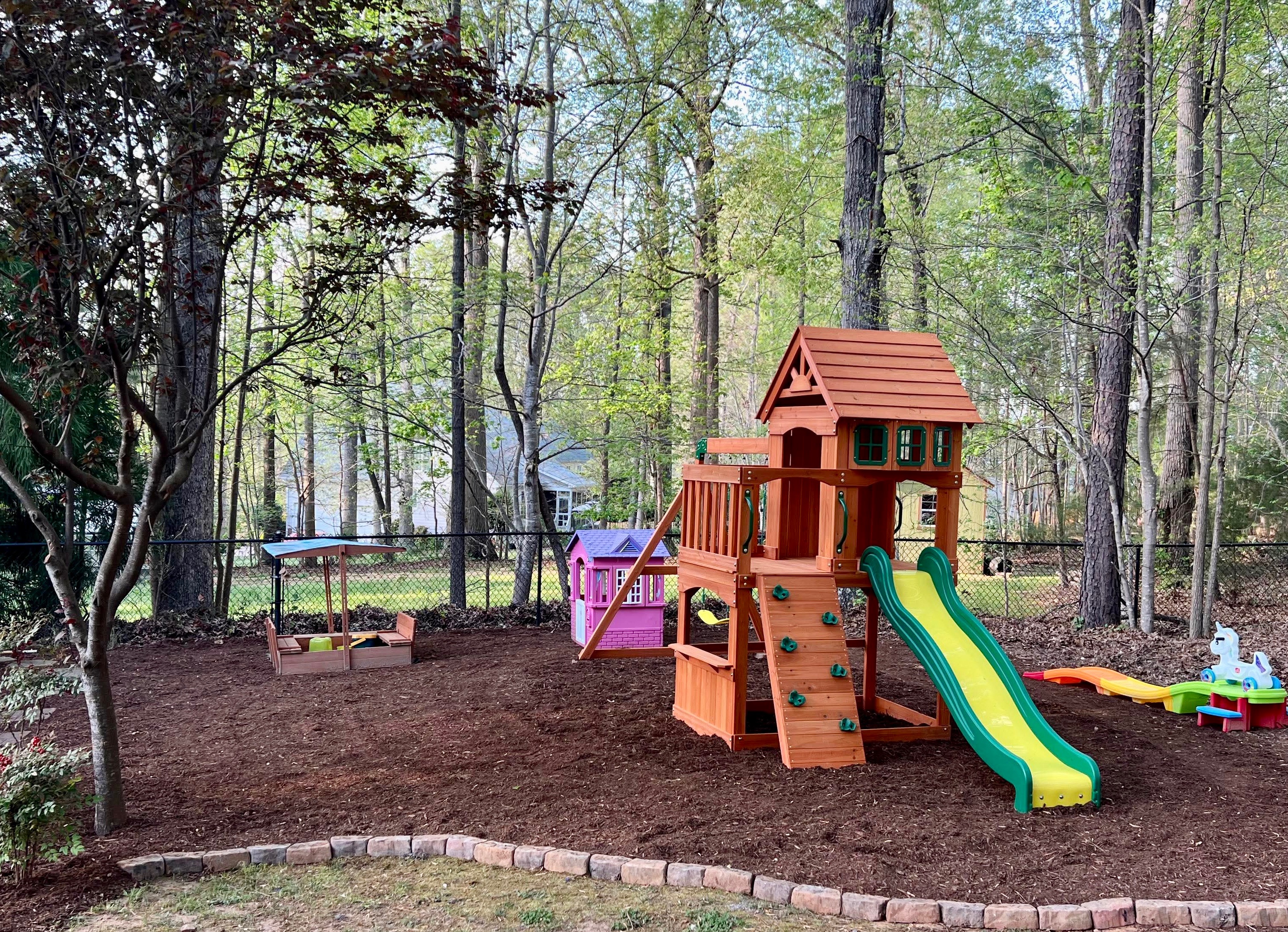 Wonderful Mulch for a wonderful play area.