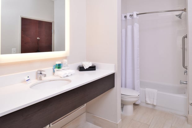 Images Holiday Inn Express & Suites Corpus Christi-N Padre Island by IHG
