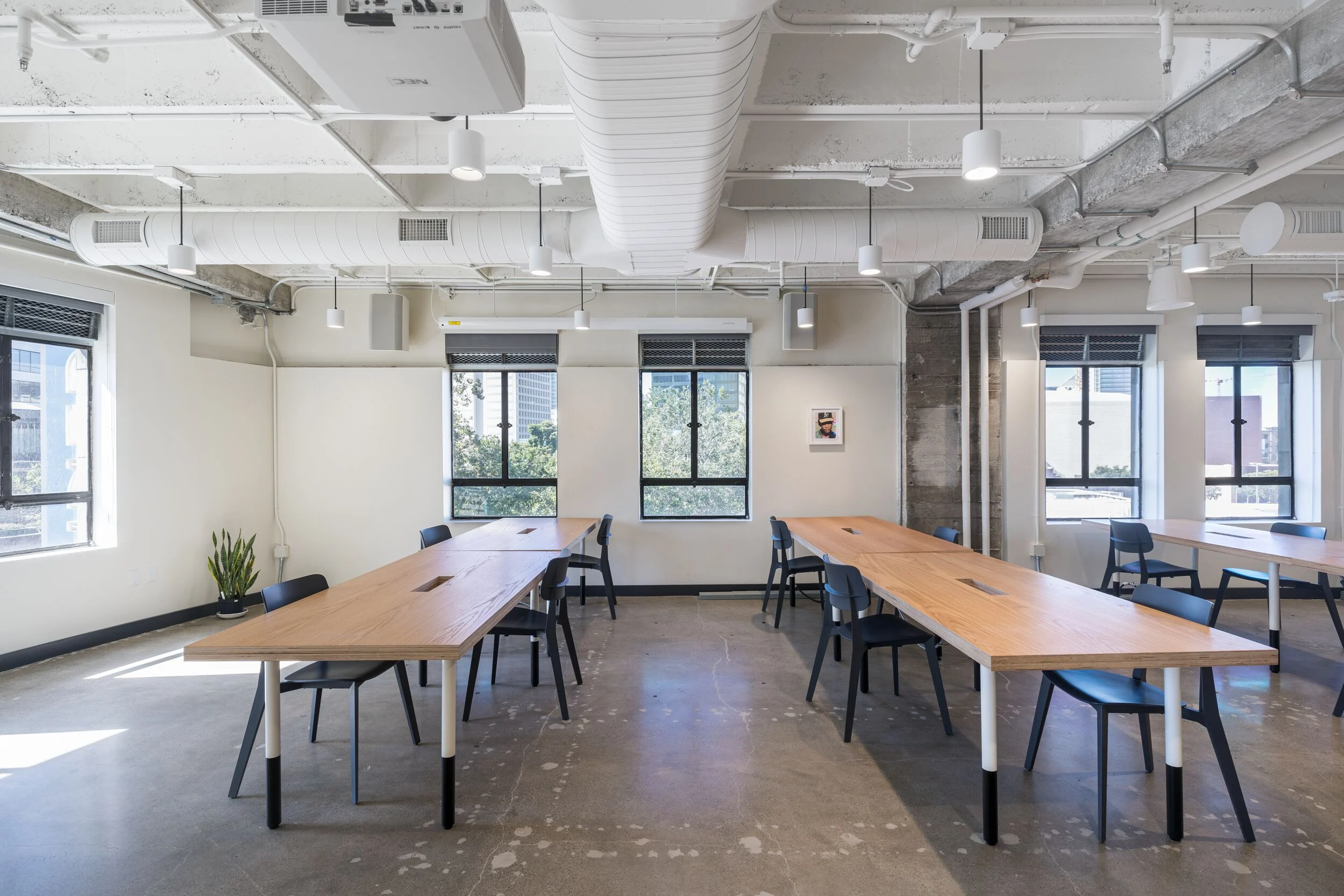 Hot Desk Area