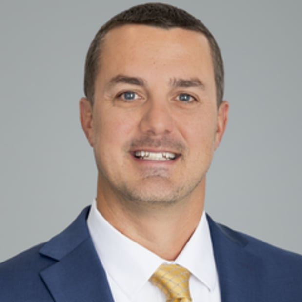 Images Edward Jones - Financial Advisor: Toby P Karr