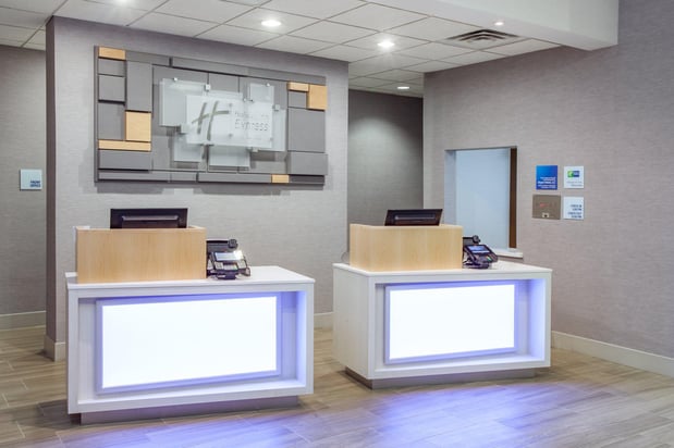 Images Holiday Inn Express & Suites Texarkana by IHG
