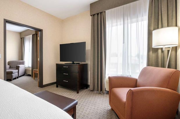 Images Best Western Plus Howe Inn