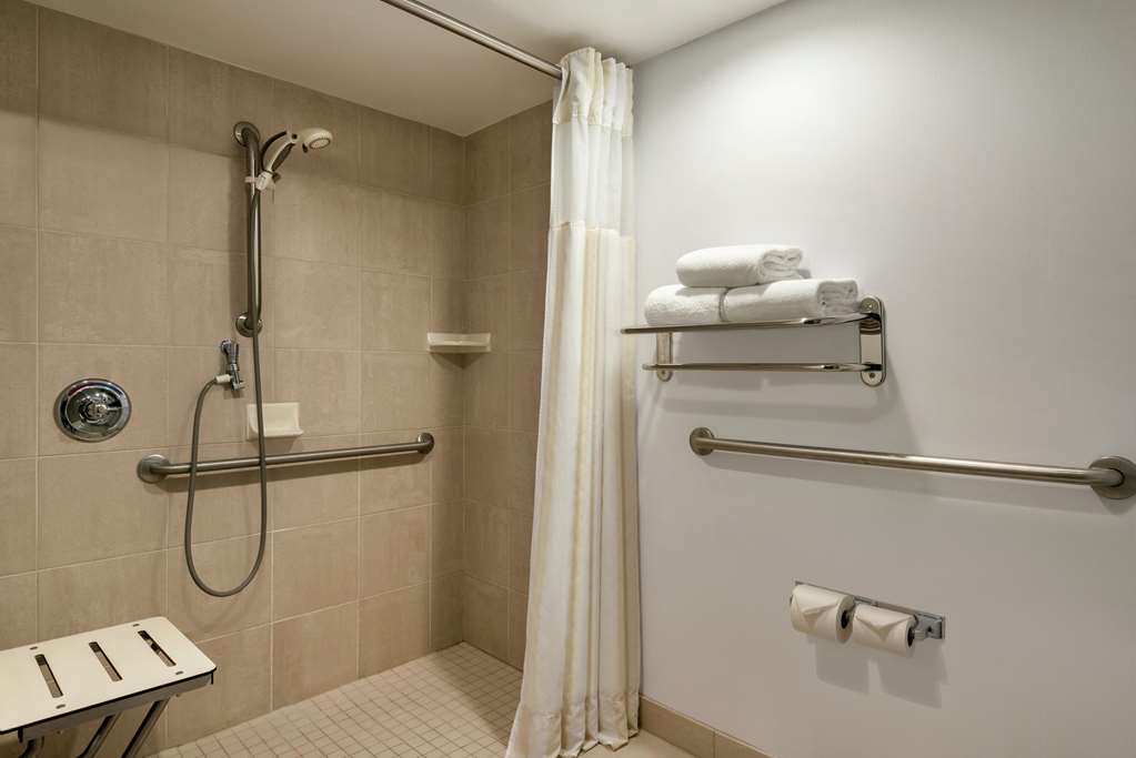 Images Hilton Garden Inn Saskatoon Downtown