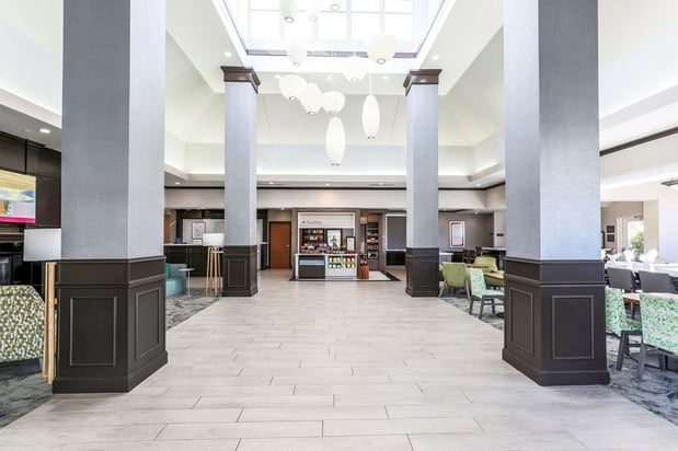Images Hilton Garden Inn Tulsa South