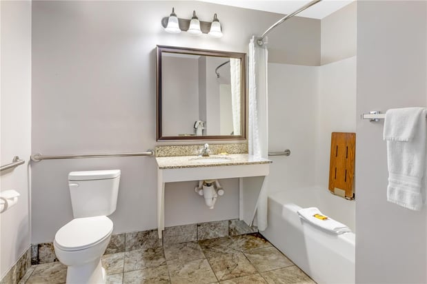 Images Best Western Plus Eau Claire Conference Center