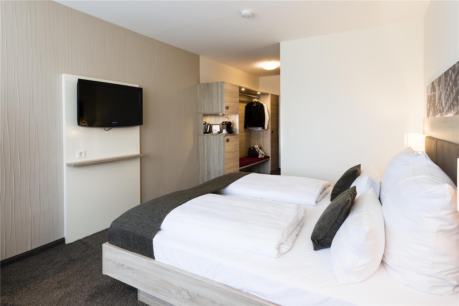 Best Western Plus Parkhotel Velbert, Guenther-Weisenborn-Str. 7 in Velbert