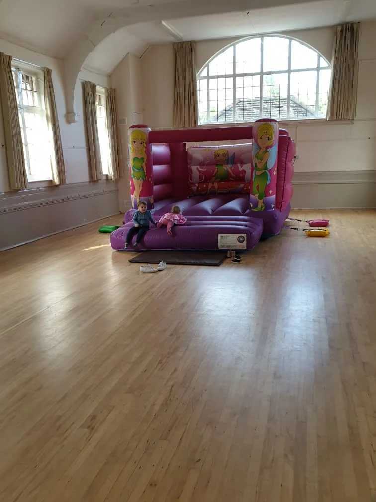 Images Top Banana Bouncy Castles