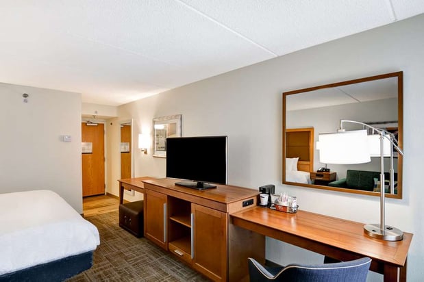 Images Hampton Inn Albany-Wolf Road (Airport)