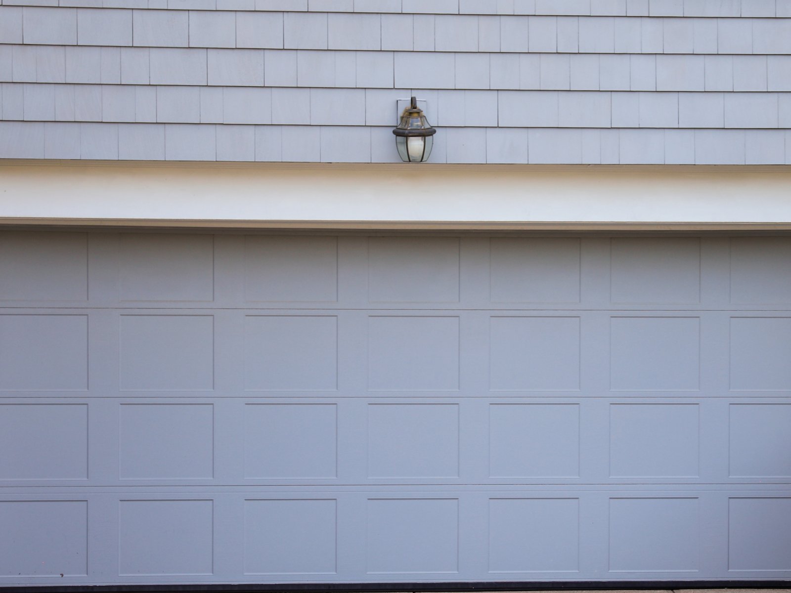 Hinge Point Garage Doors