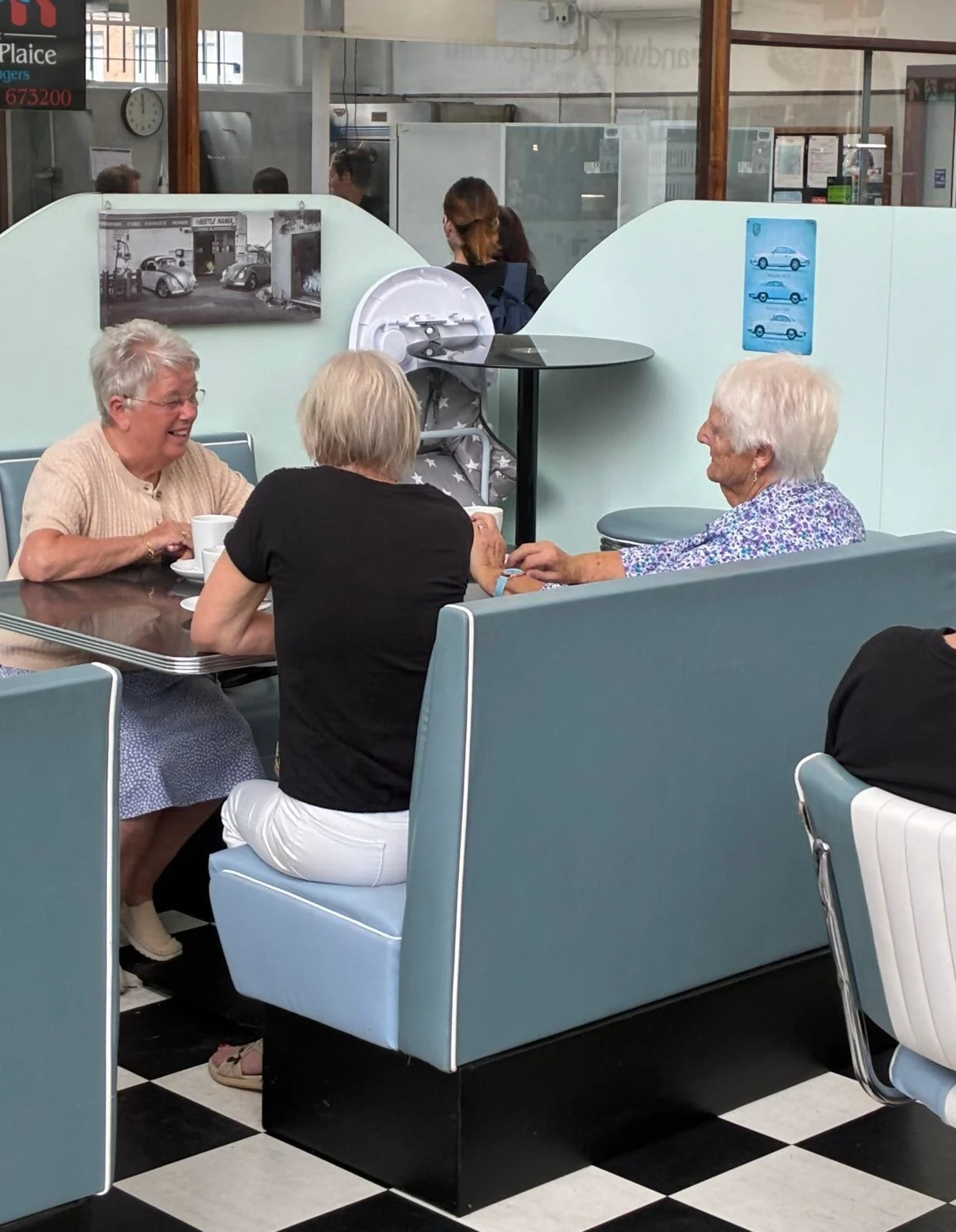 Images Downtown Cafe