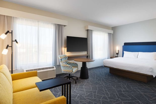 Images Hampton Inn and Suites by Hilton Cottonwood