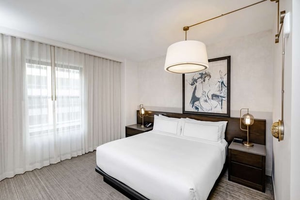 Images Hotel Fort Des Moines, Curio Collection by Hilton