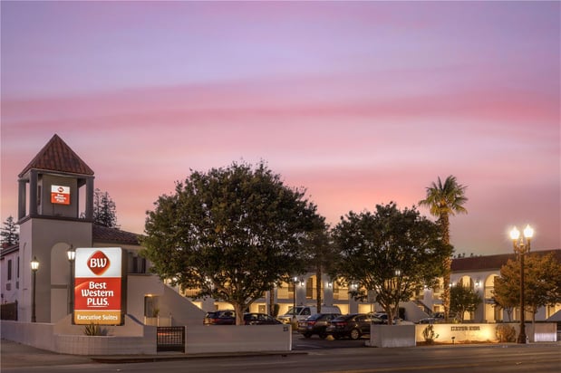 Images Best Western Plus Executive Suites