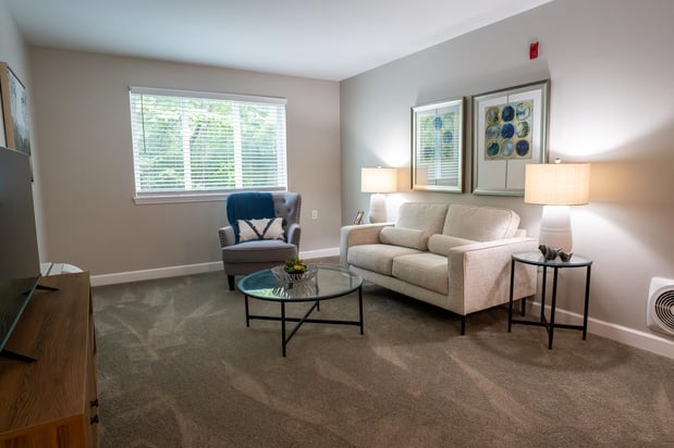 Images Asher Point Independent Living of Hoover