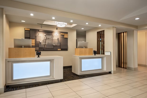 Images Holiday Inn Express & Suites Fredericksburg by IHG