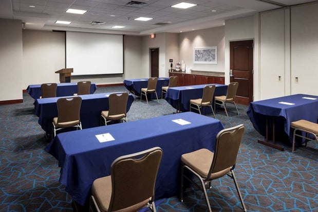 Images Hampton Inn & Suites Oklahoma City-Bricktown