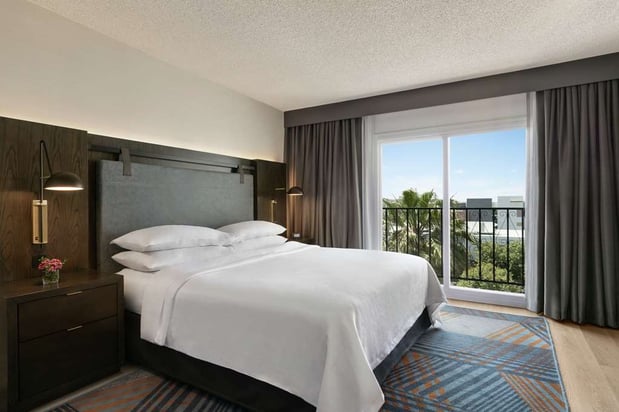 Images Embassy Suites by Hilton Los Angeles Downey