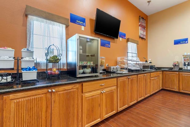 Images Best Western Windwood Inn & Suites