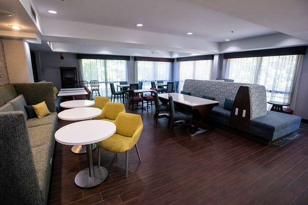 Images Hampton Inn Pickwick Dam-At Shiloh Falls