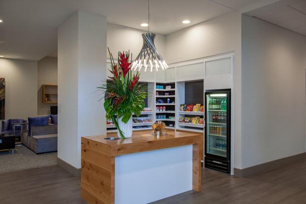 Images Holiday Inn Cleveland Clinic by IHG