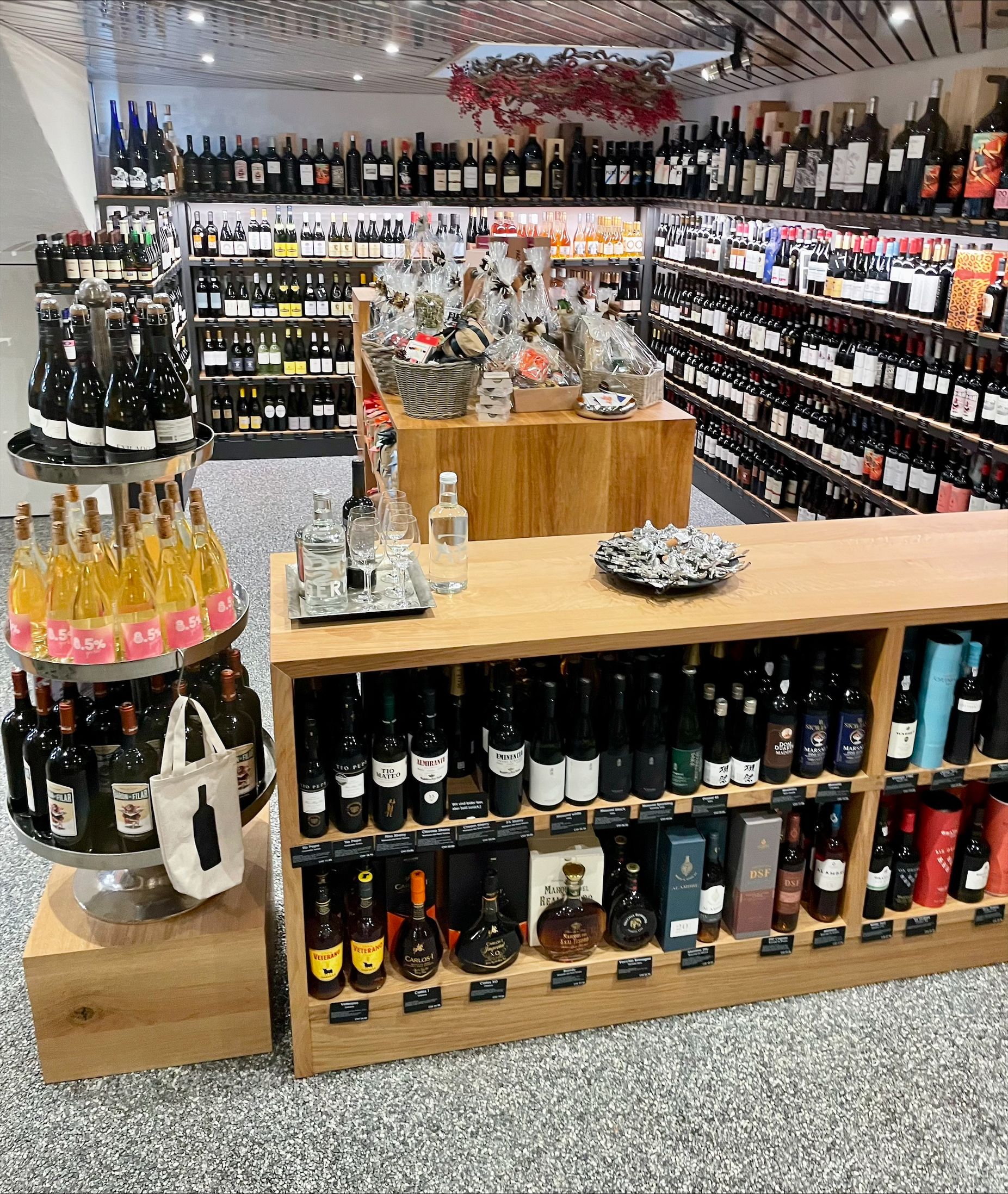 Bilder Getränkemärt Urs Rauch AG