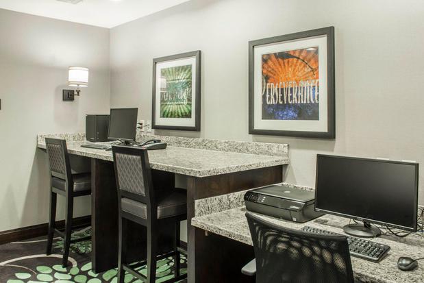 Images Staybridge Suites Jacksonville-Camp Lejeune Area by IHG