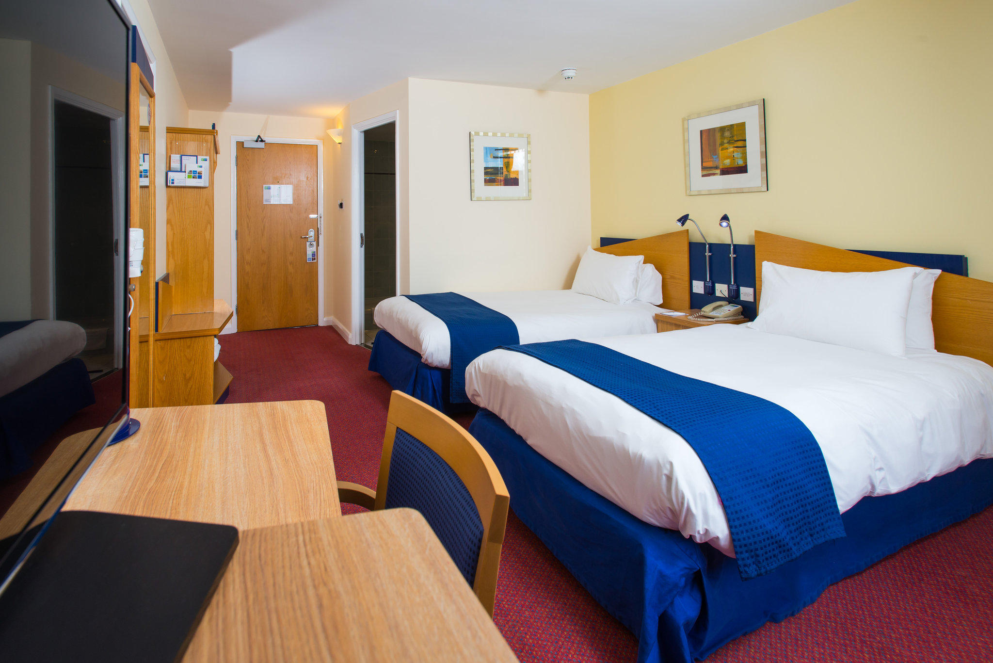 Holiday Inn Express Bradford City Centre, an IHG Hotel Bradford 03719 021542