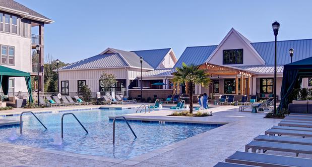 Images Beckett Farms Apartments