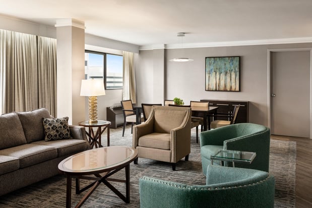 Images Crowne Plaza Knoxville Downtown University by IHG
