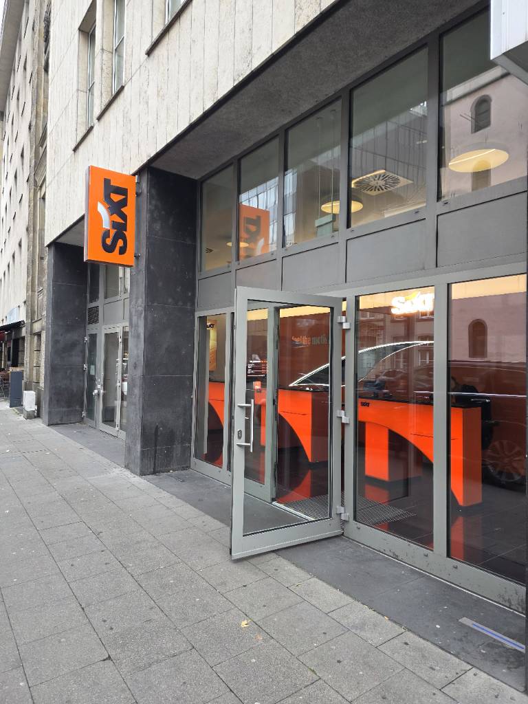 SIXT Autovermietung Köln City/Hilton am Dom, Marzellenstr. 13-17 in Köln