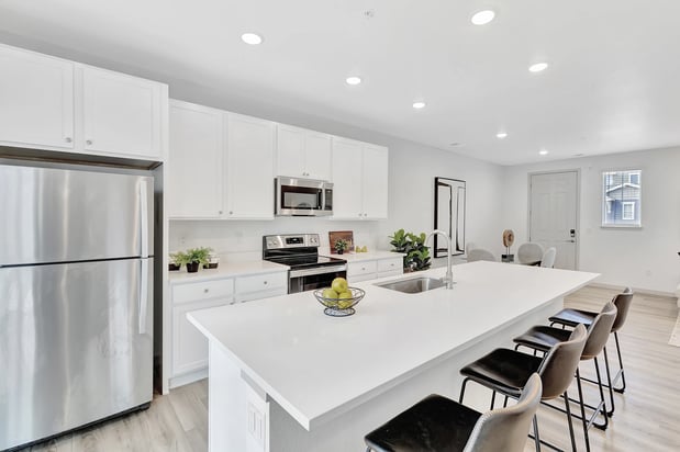 Images Arrive Longmont